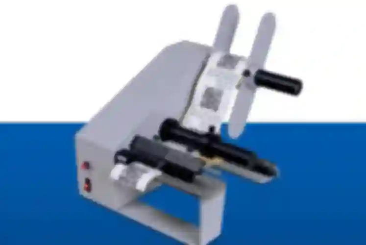 Dispensers - devices for separating/adding labels