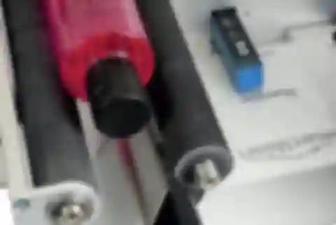 Semi-automatic labelers